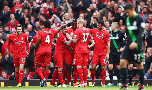 被批把队长袖标扔在地上泄愤，曼德拉戈拉：是队友没接住（被指怒扔队长袖标泄愤，曼德拉戈拉澄清：是传给队友，没接到才落地）