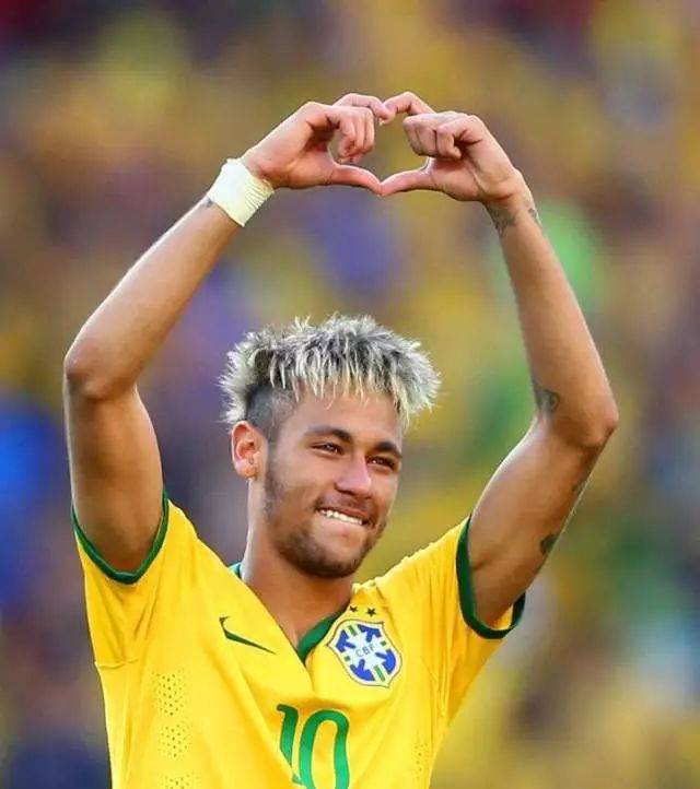 媒体人：山东泰山新赛季教练配置计划是韩鹏+外籍助教