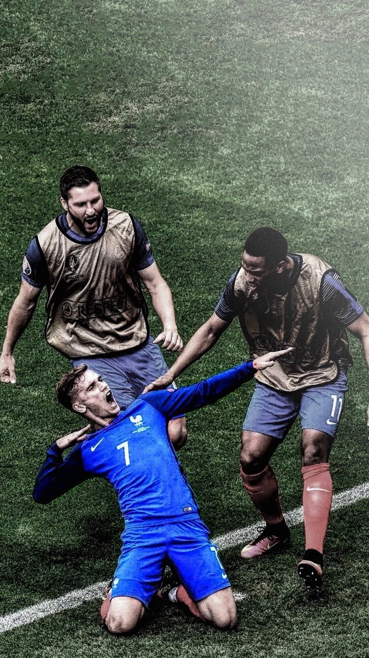 比塞克：电影主角一开始都不被看好，但凭借努力就能实现目标