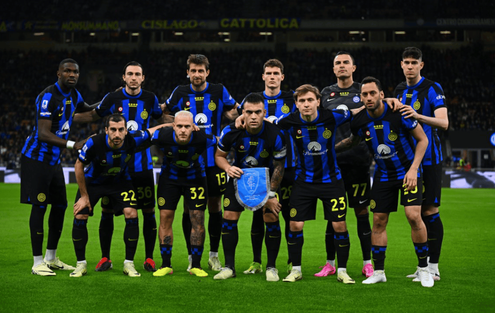 FIFA发布的世界杯赛程以美东时间计算，比北京时间慢12小时