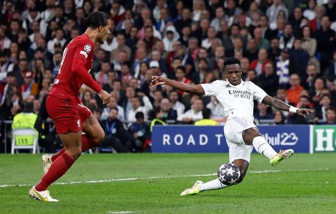 VAR 决定再次引发争议