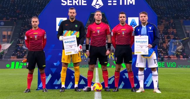 天王盖地虎！汉堡后卫复刻2017年吉鲁的神级蝎子摆尾