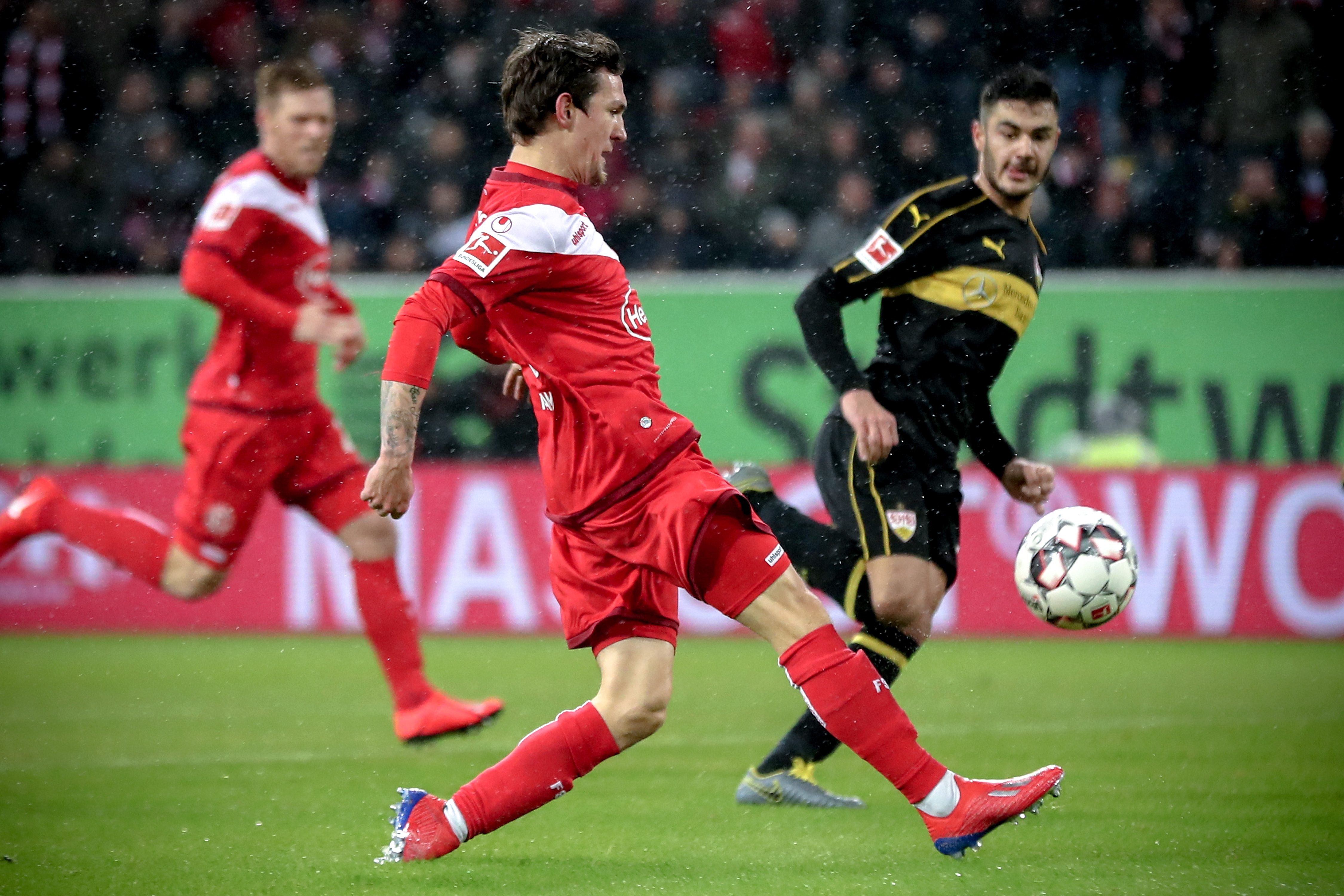 澎湃：候选洋帅半斤八两；郭士强成功案例让管理部门选择土帅