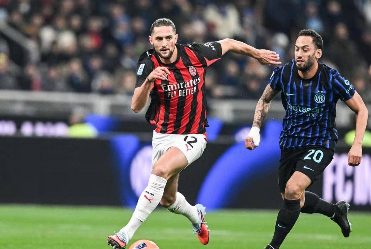 最疯狂的补时，足球的魅力都在这（补时最狂，这才是足球的魅力）