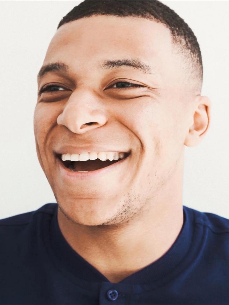 历史战绩碾压！多特主场对门兴豪取12连胜（多特主场称王：对门兴已连胜12场）