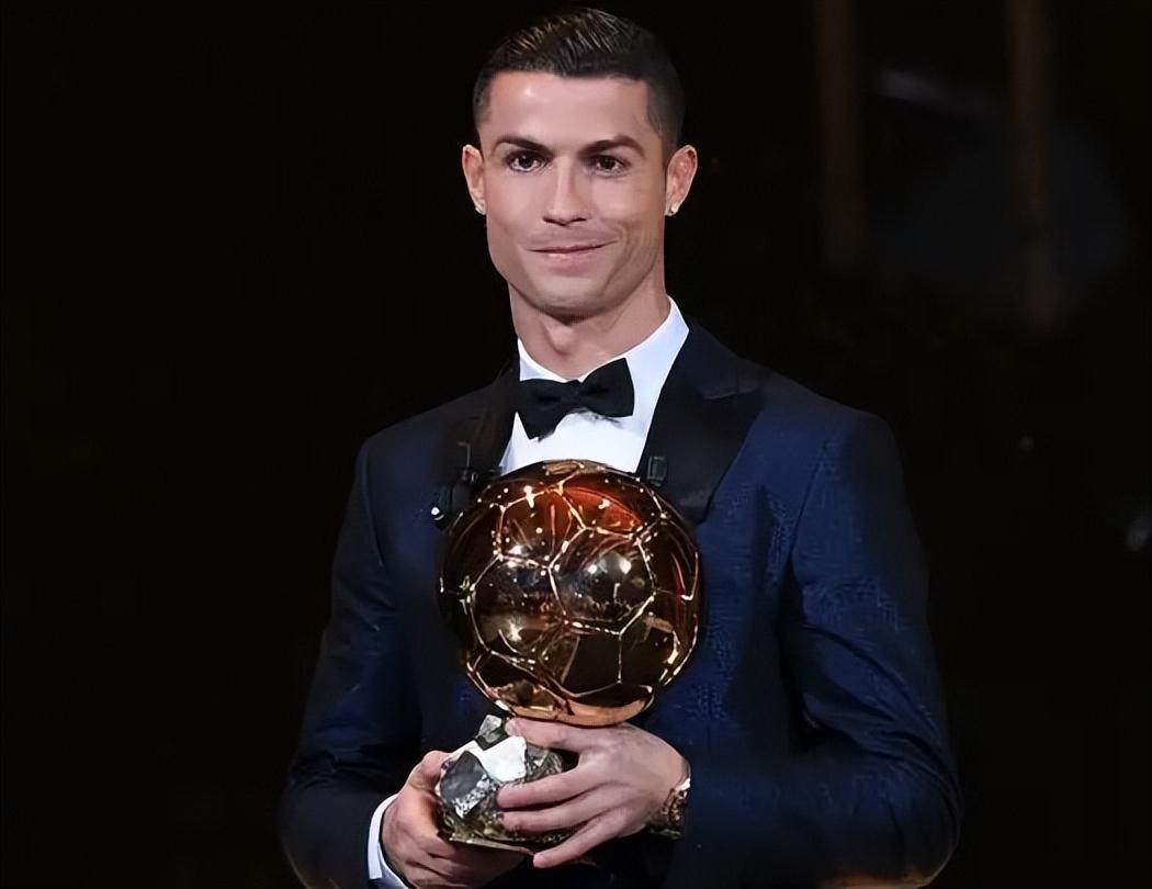 巴莱巴：父亲盼我像小罗那样踢10号位；在喀麦隆踢球更自由（巴莱巴：父亲希望我像小罗一样司职10号；在喀麦隆踢球更自由）